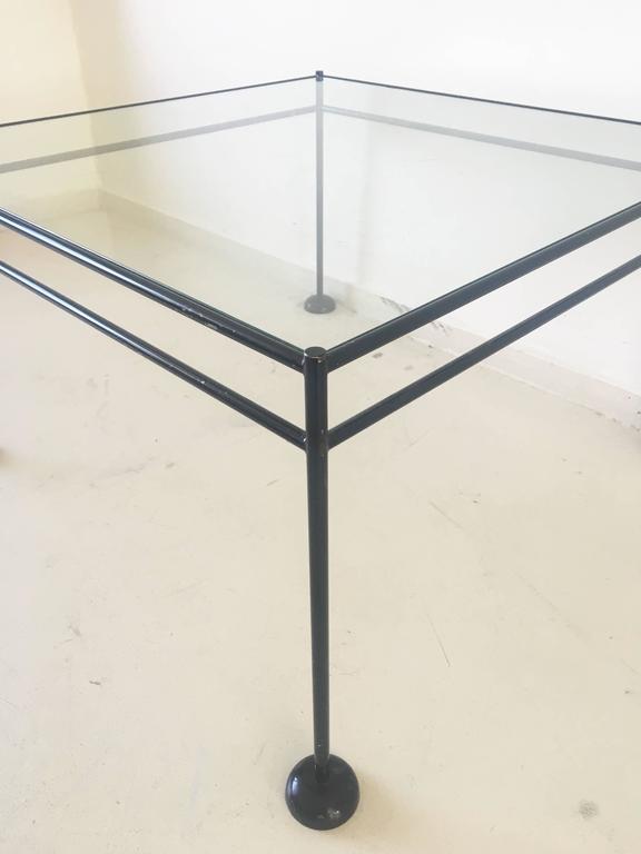 Table low minimalist metal and glass to the 1960s