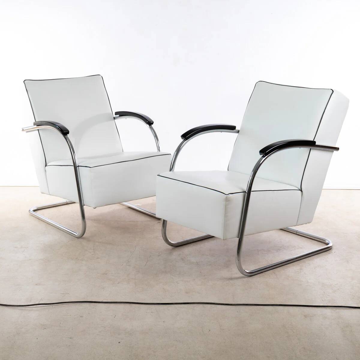 1930s Bauhaus Armchairs, Mücke & Melder, Pair of 2