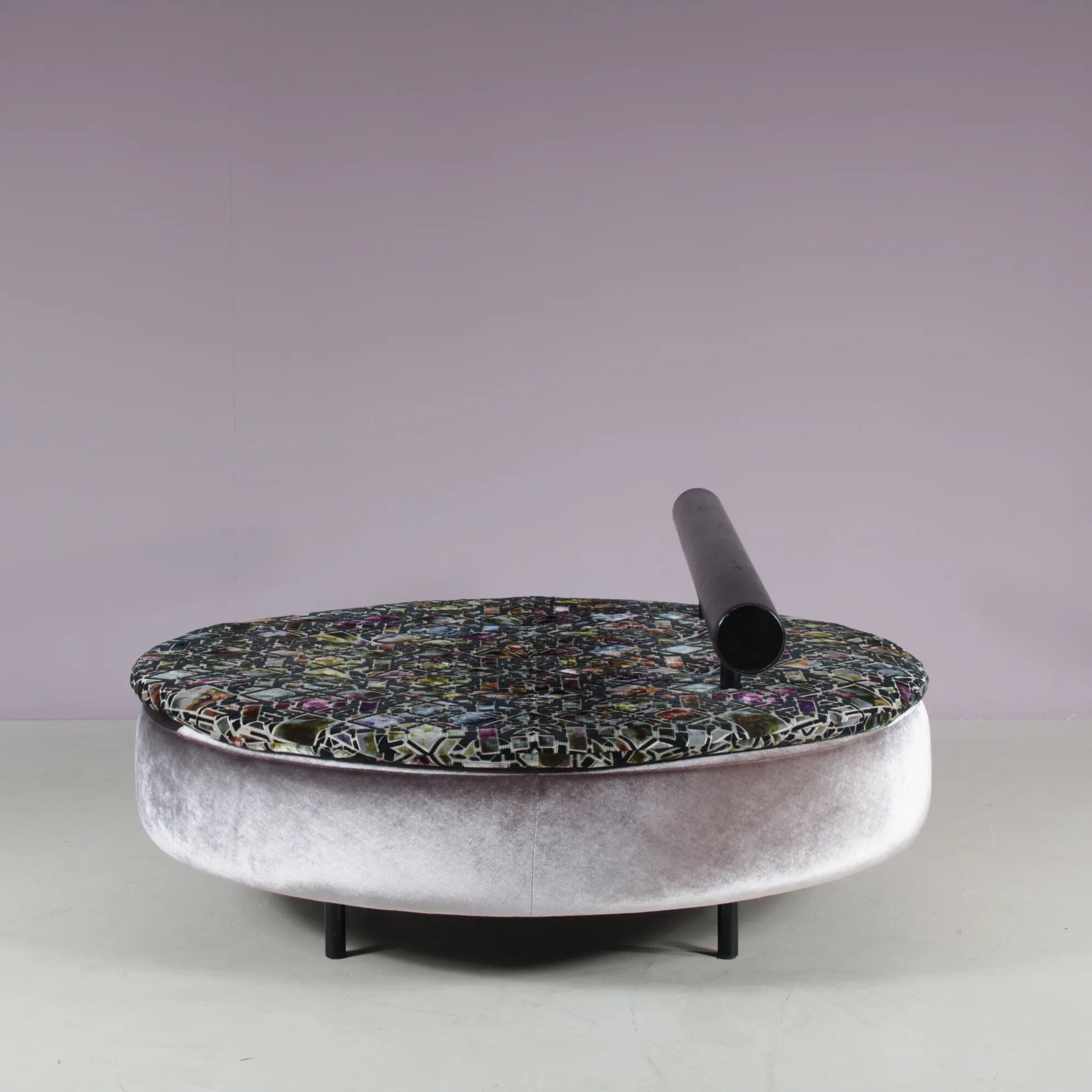 1980s round loveseat in Antonio Citterio style from Italy