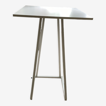 Table Linea Dinnerv-X-design Manutan par Flexfurn