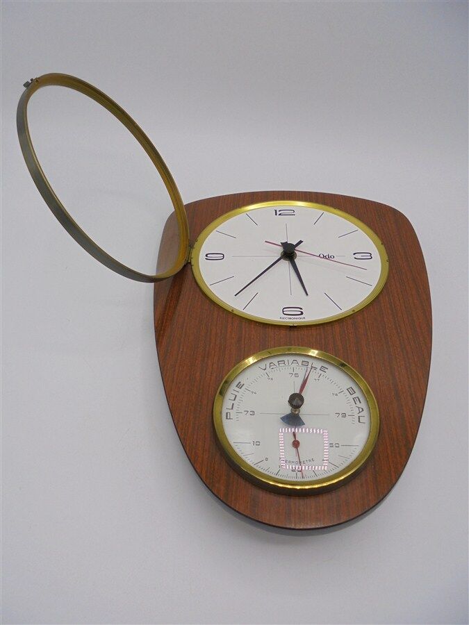 Pendule en formica