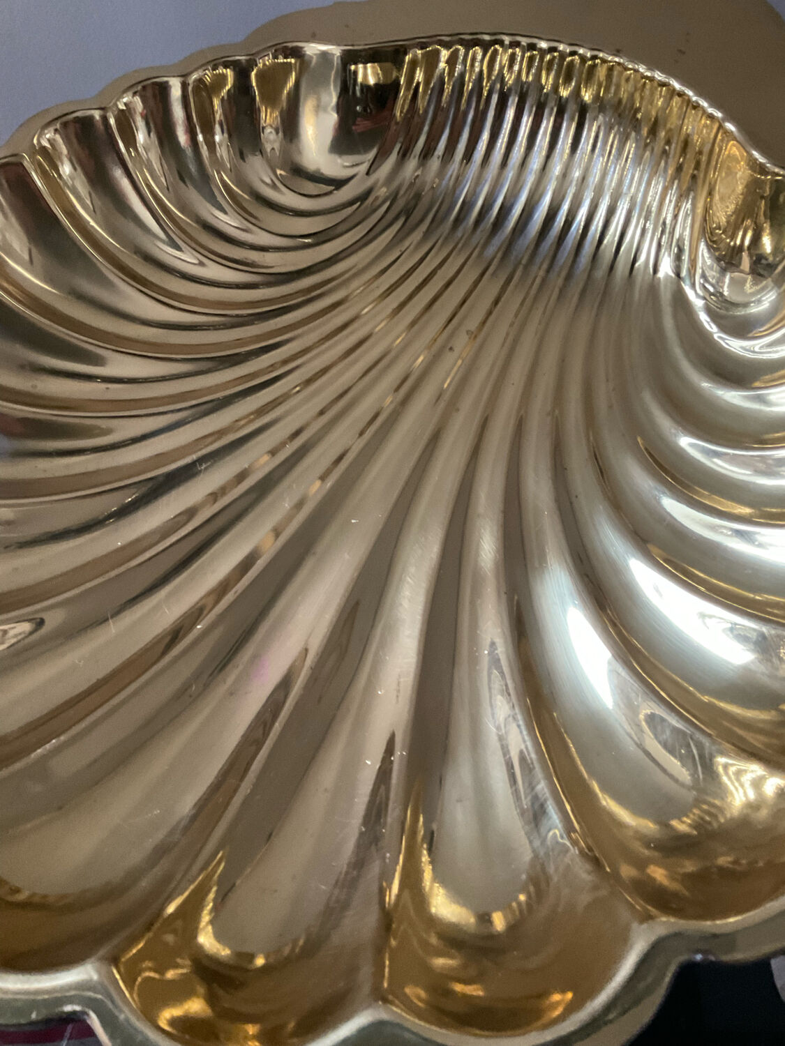 Empty pocket vintage Xxl shell gilded metal