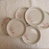 Set of 6 Sarreguemines plates, naïve décor, children in the rain