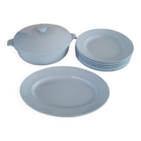 Gien plate and soup tureen service part