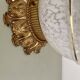 Applique ou plafonnier vintage, globe art déco en verre de clichy blanc et or