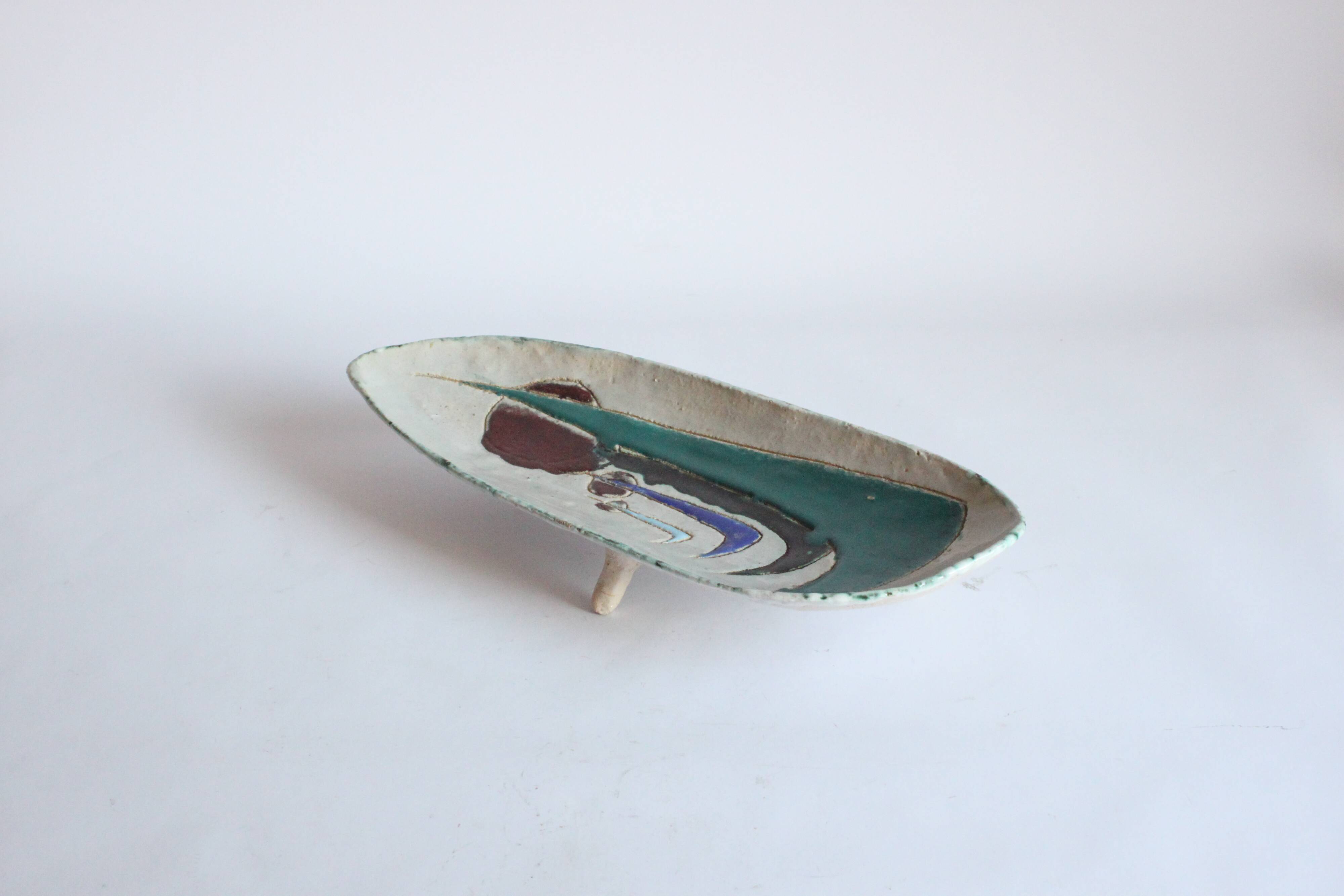Hugo de Putter and Victoria Blansaer footed ceramic bowl, Belgium 1960s.