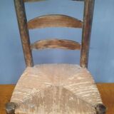 Chaise  d enfant  paillee