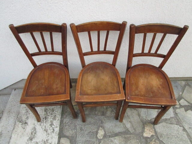 3 chaises bistrot anciennes
