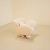 "Bear" rotating armchair in 80's curly wool