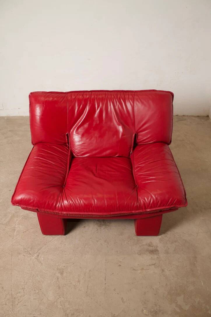 Vintage leather armchair "Ambassador", Nicoletti Salotti, Italy, 1980