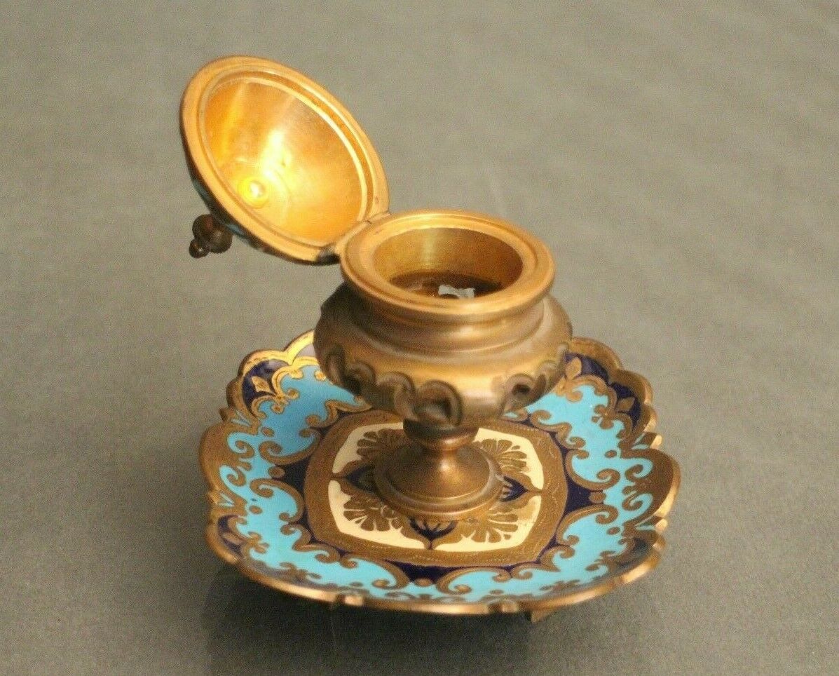 Enamel inkwell partitioned on bronze early 20th