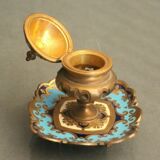 Enamel inkwell partitioned on bronze early 20th
