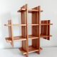 Étagère vintage cruciforme en bois