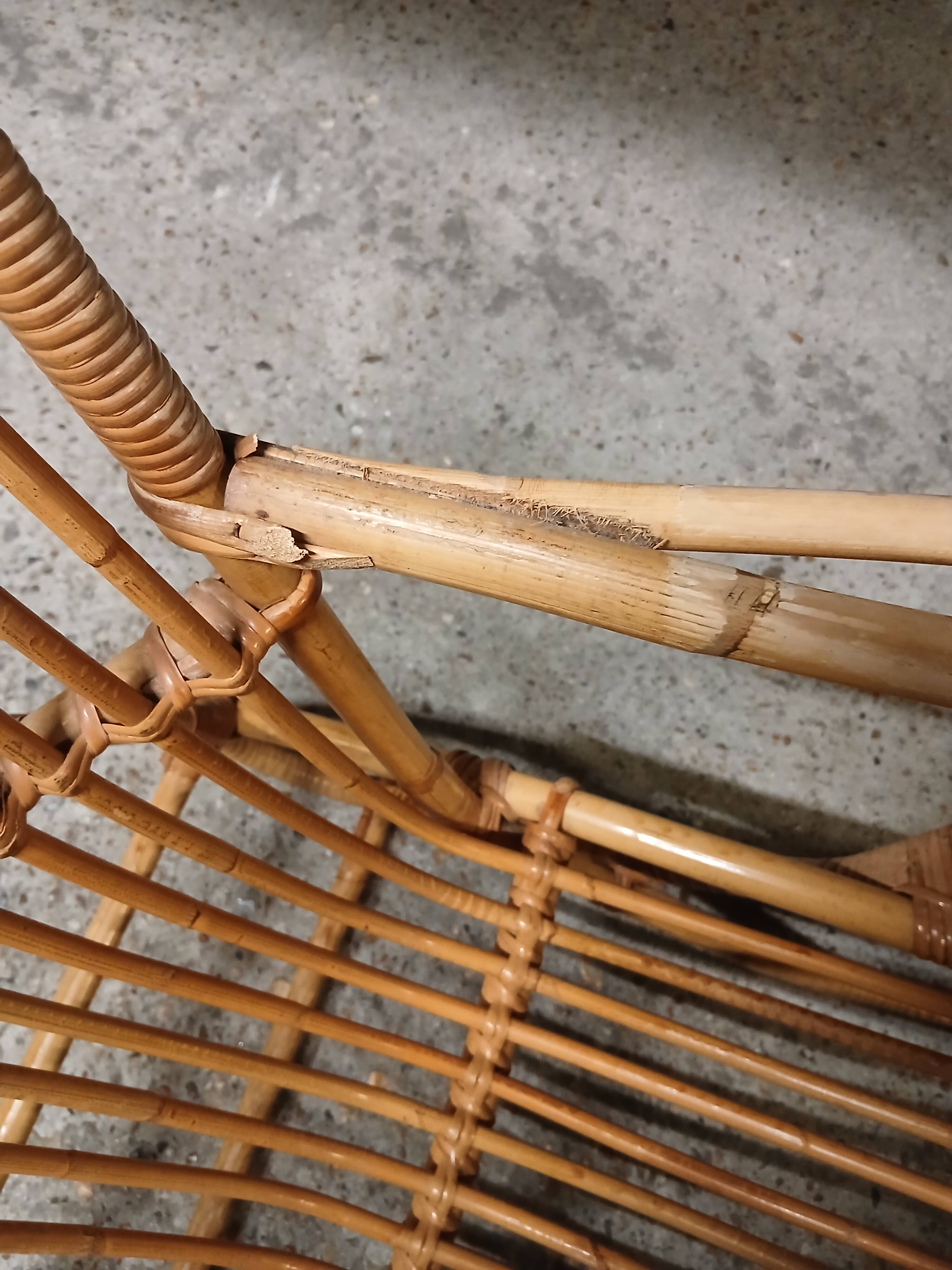 Paire de fauteuils en rotin vintage