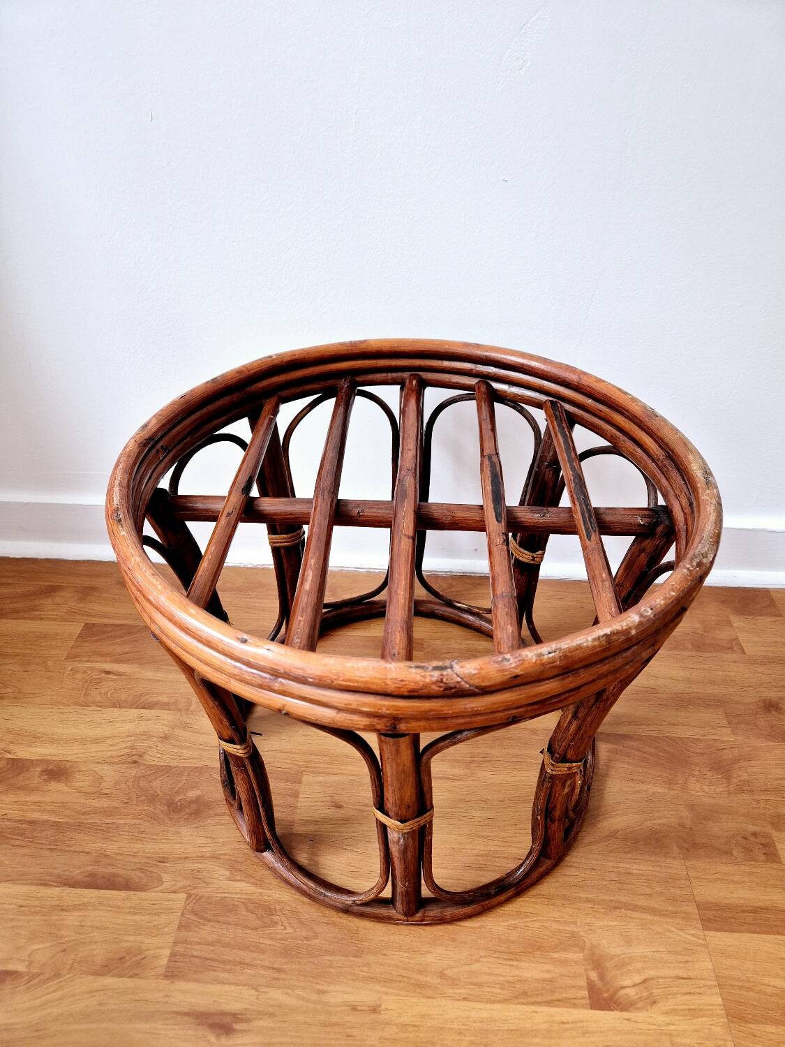 Tabouret/porte-plante en rotin - Vintage