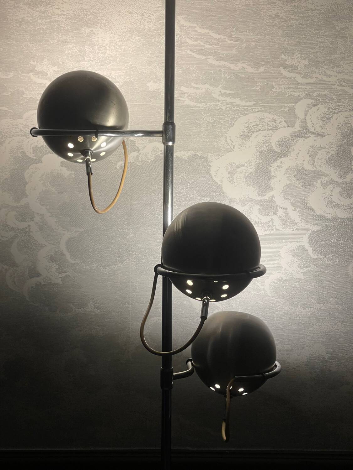 Monix eye ball floor lamp for Étienne Fermigier