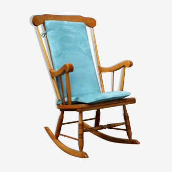 The 1970s vintage rocking chair