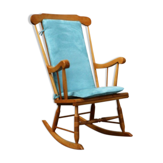 The 1970s vintage rocking chair