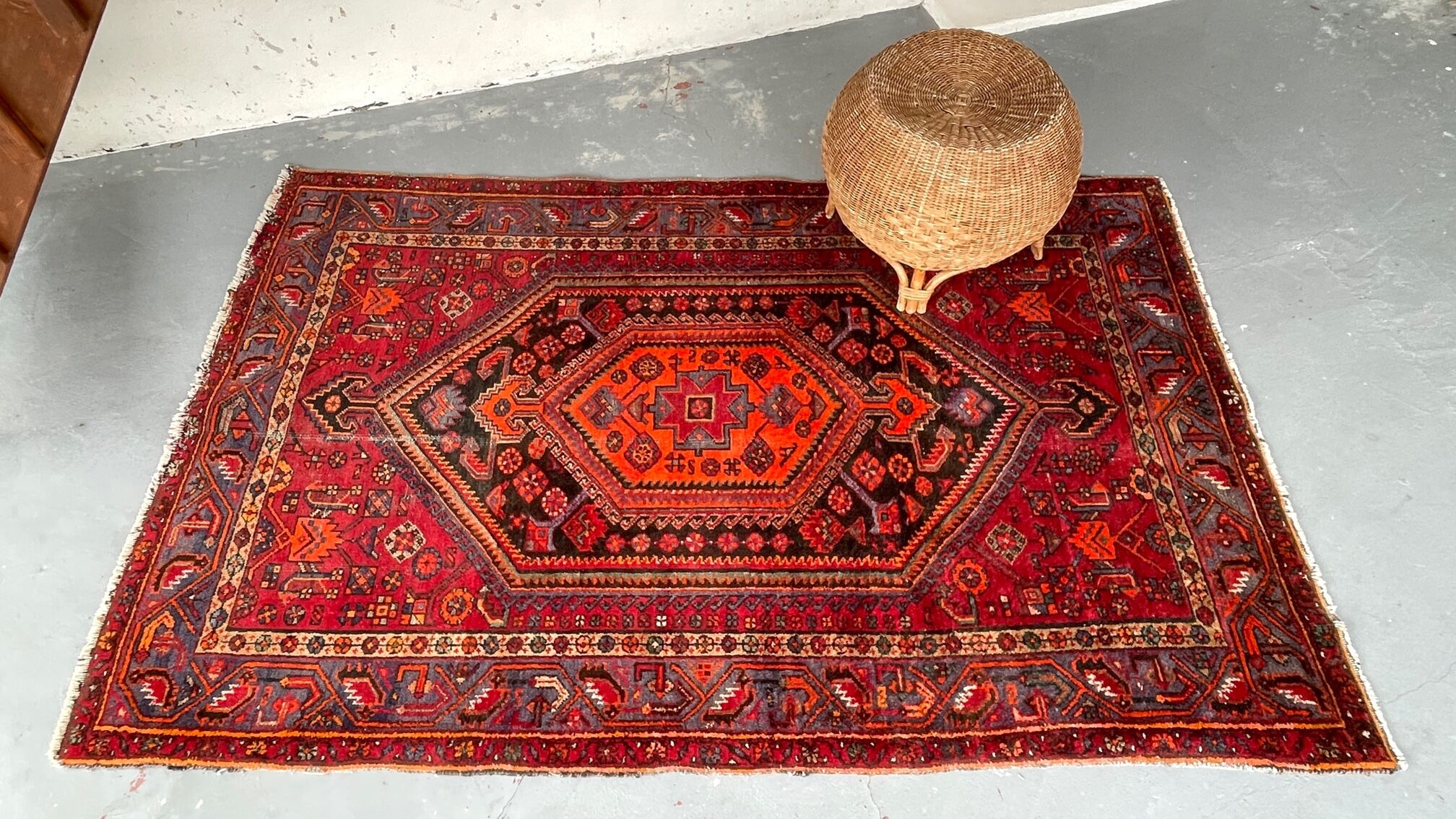 Carpet persian art deco 211 x 133cm