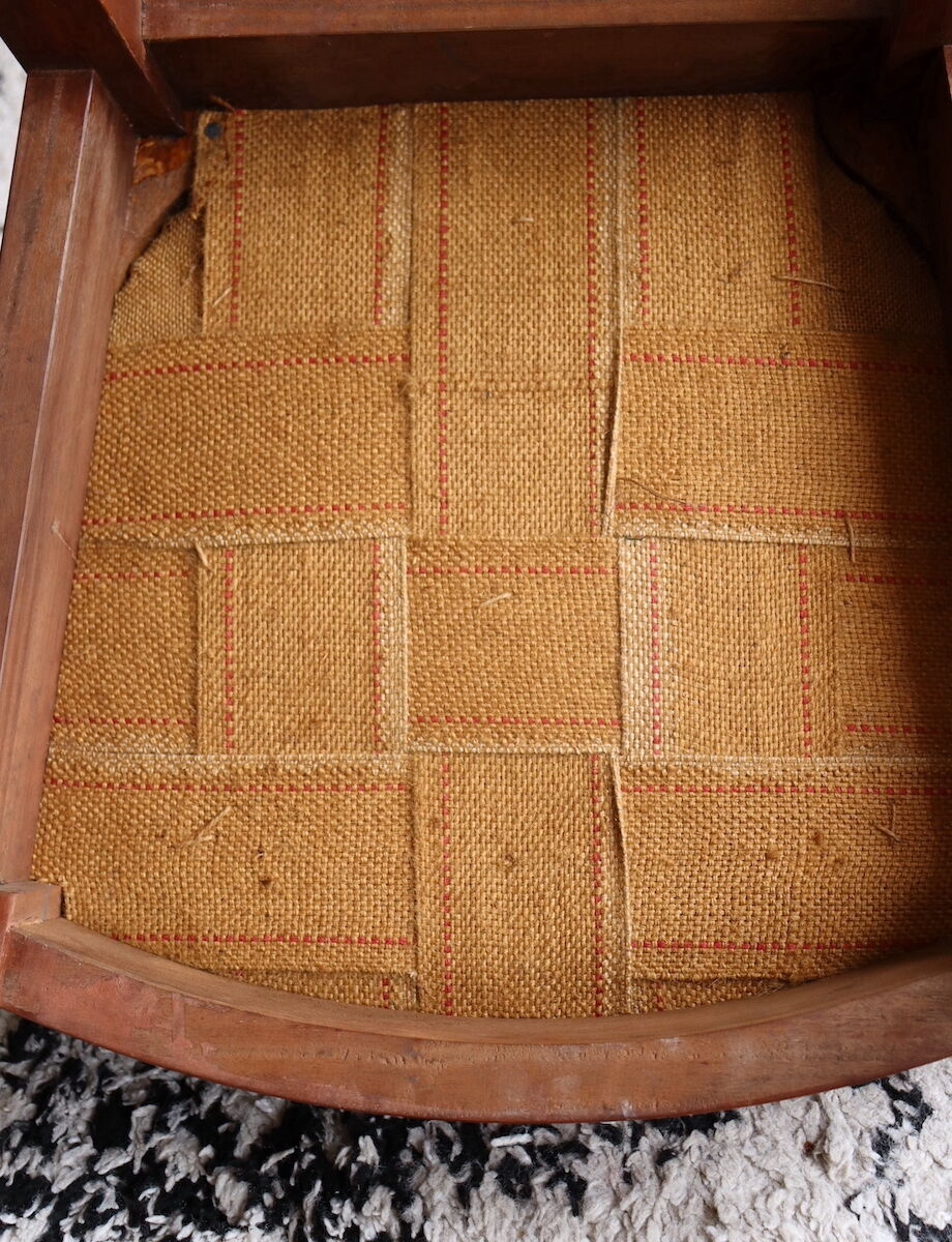 Chaise en acajou et cuir de style Consulat-Empire