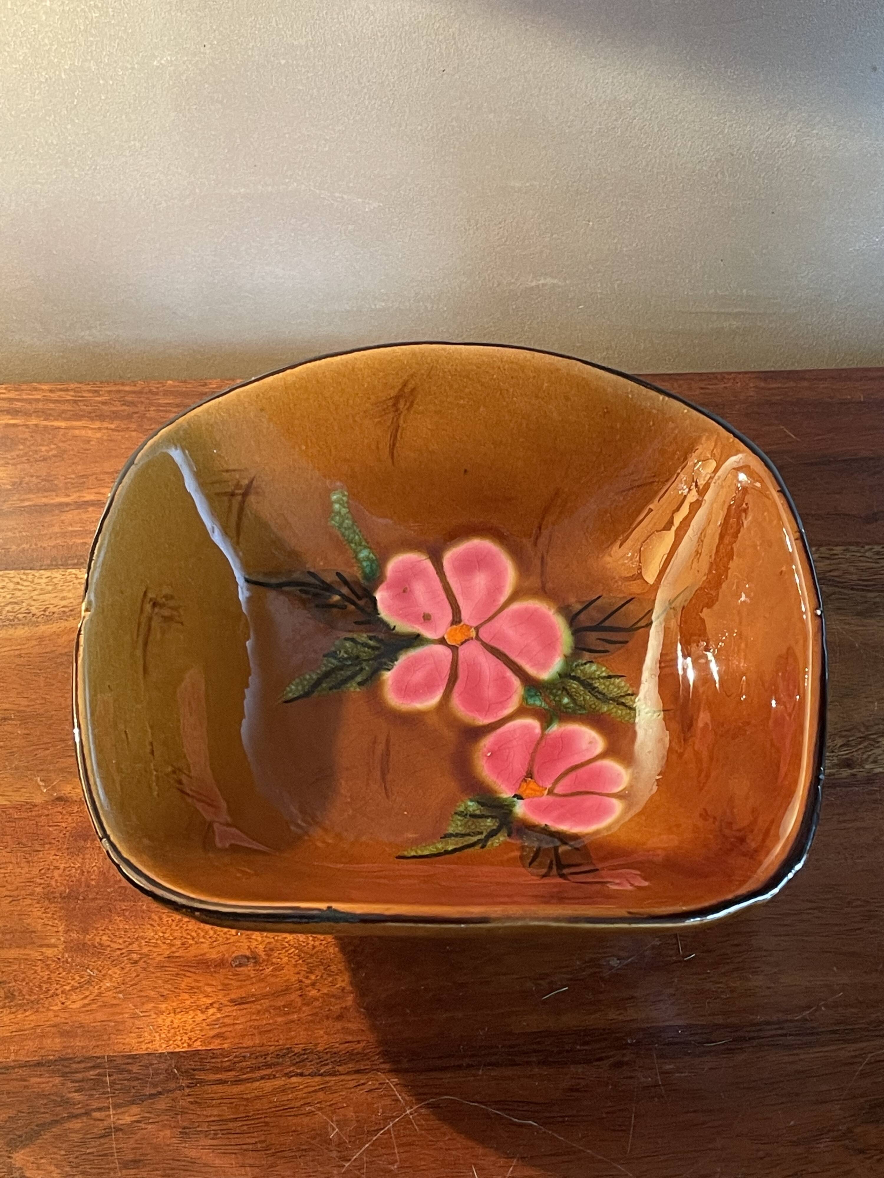 Poet Laval flat flower salad bowl