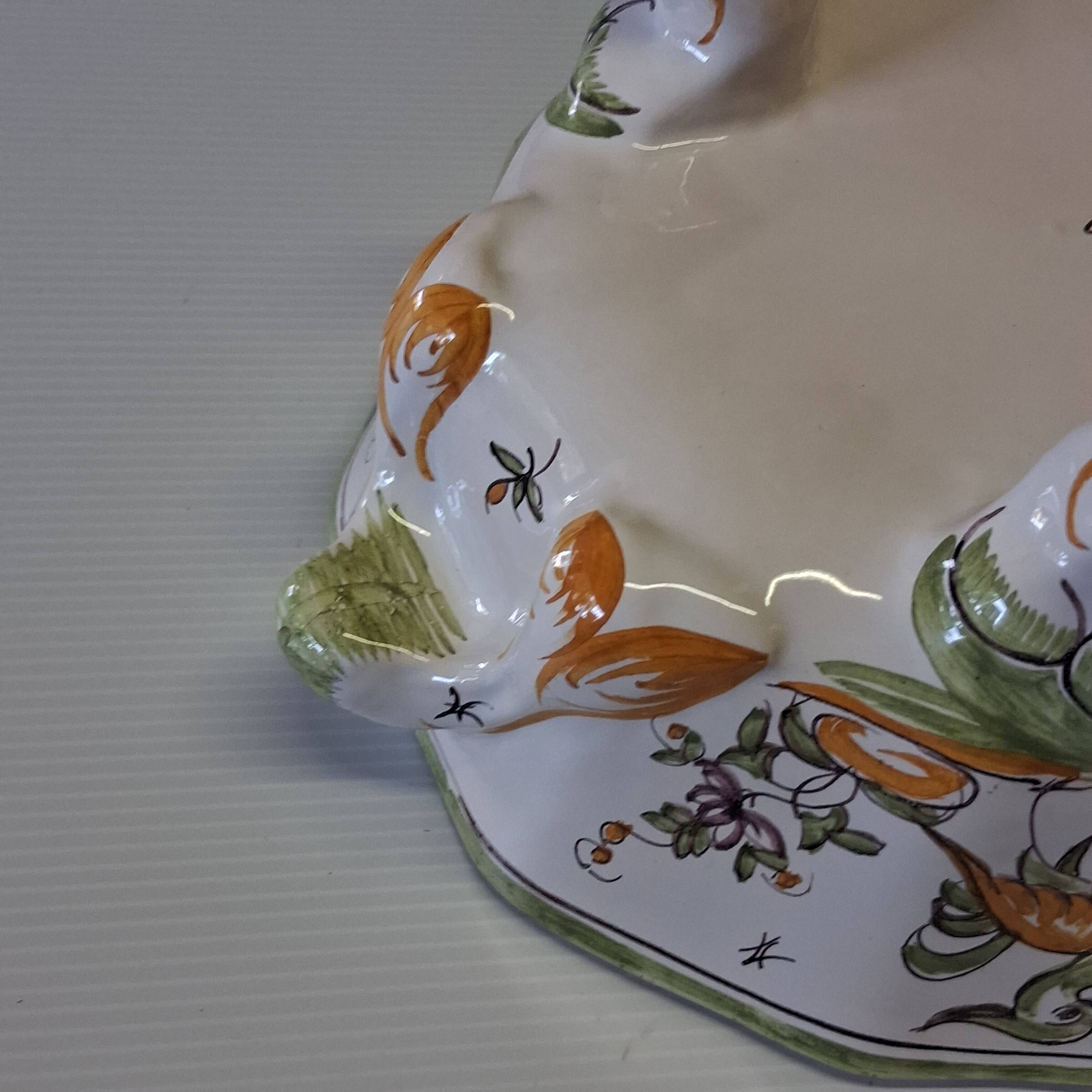 Superb vegetable dish/soup tureen in ceramic and its serving platter in very good condition.