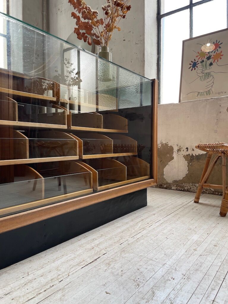 Glass trading post 50s