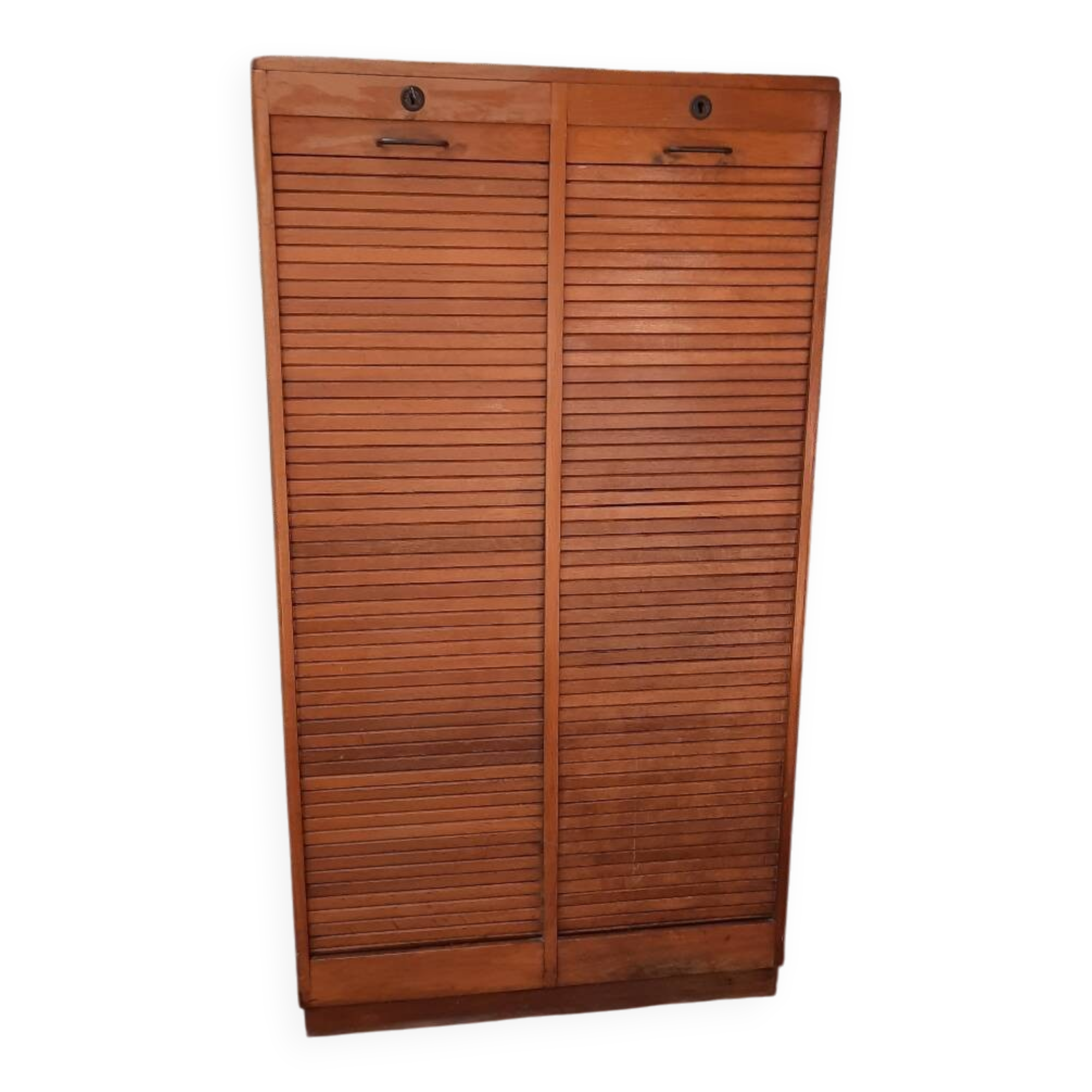 Double curtain filing cabinet