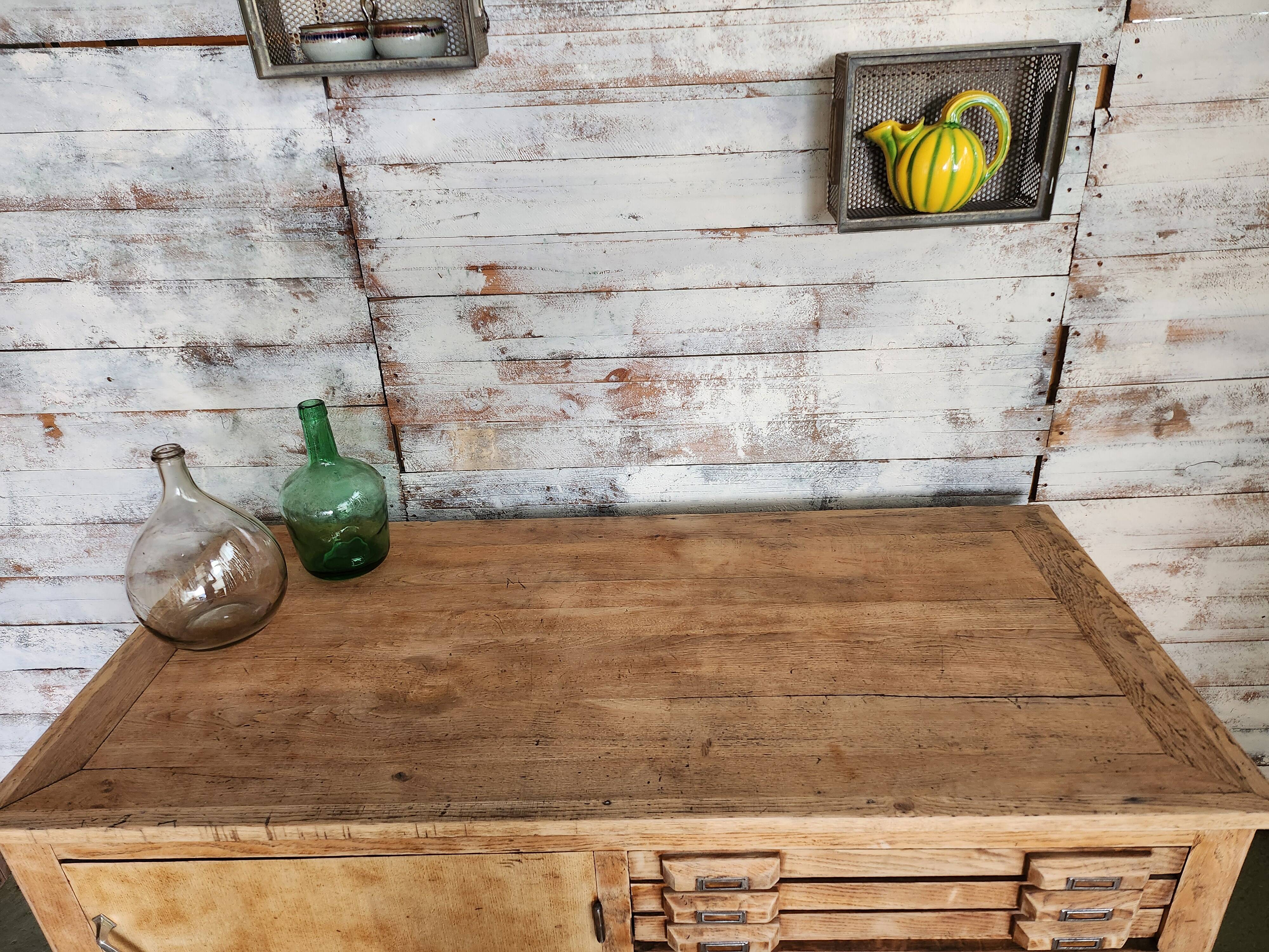 Watchmaker's furniture