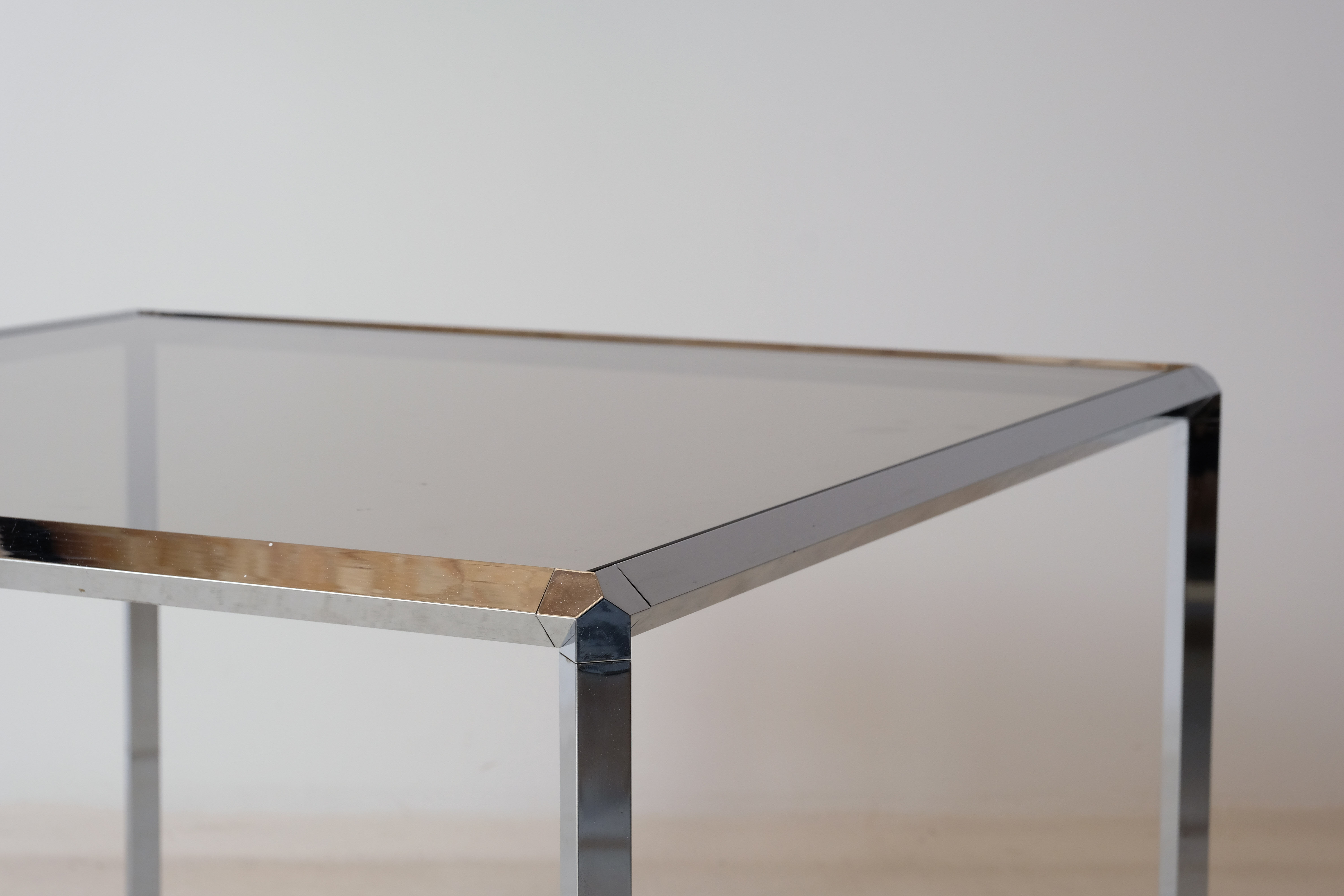 Coffee table vitra chrome and glass 1970's