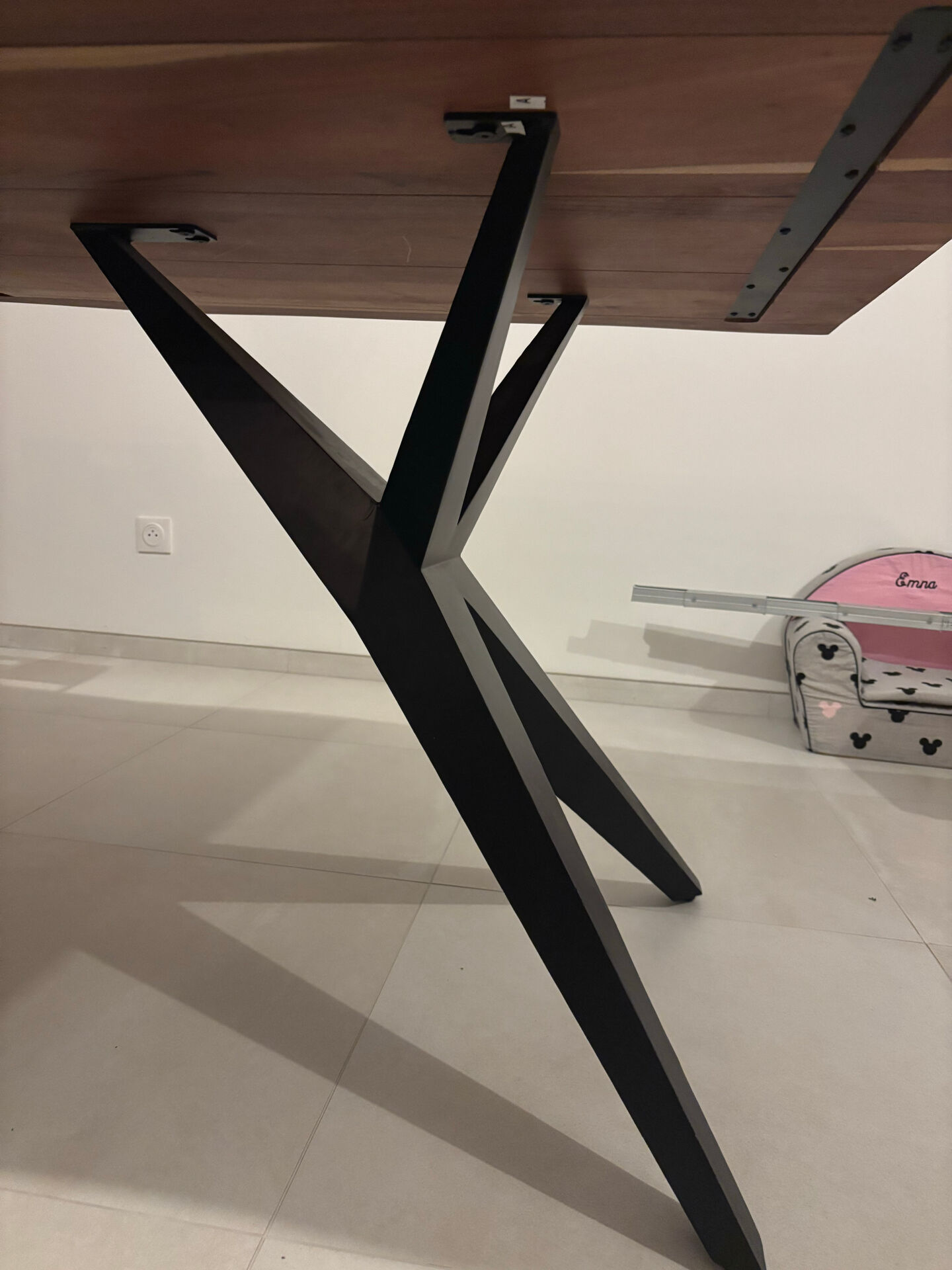 1 acacia wood table