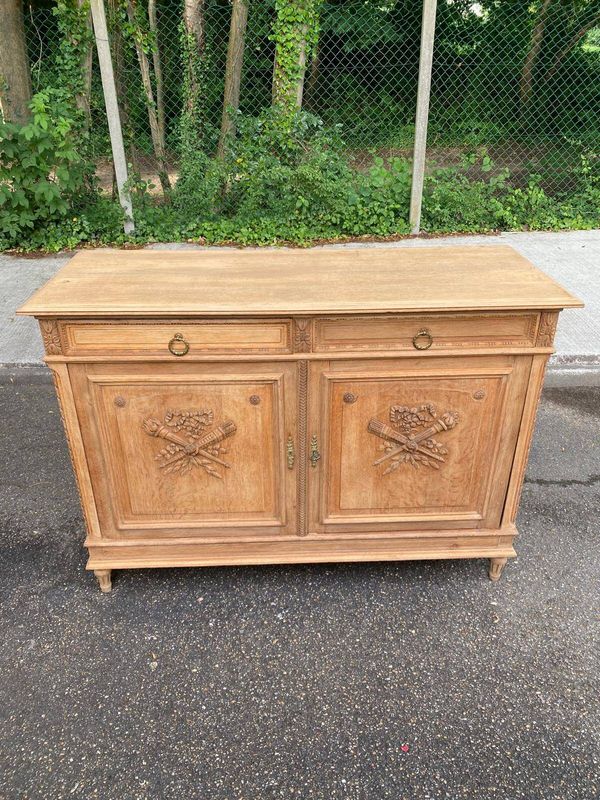 Buffet Louis XVI rénové en chêne massif du 19ème siècle 140cm