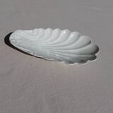 White ceramic dish, shell shape