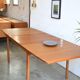 Table par McIntosh – double rallonges papillons 160cm