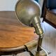 Lampe Adjusto-Lite à pince – métal doré & style industriel