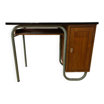 old school/administration desk, probably from the 1940s to 1960s,