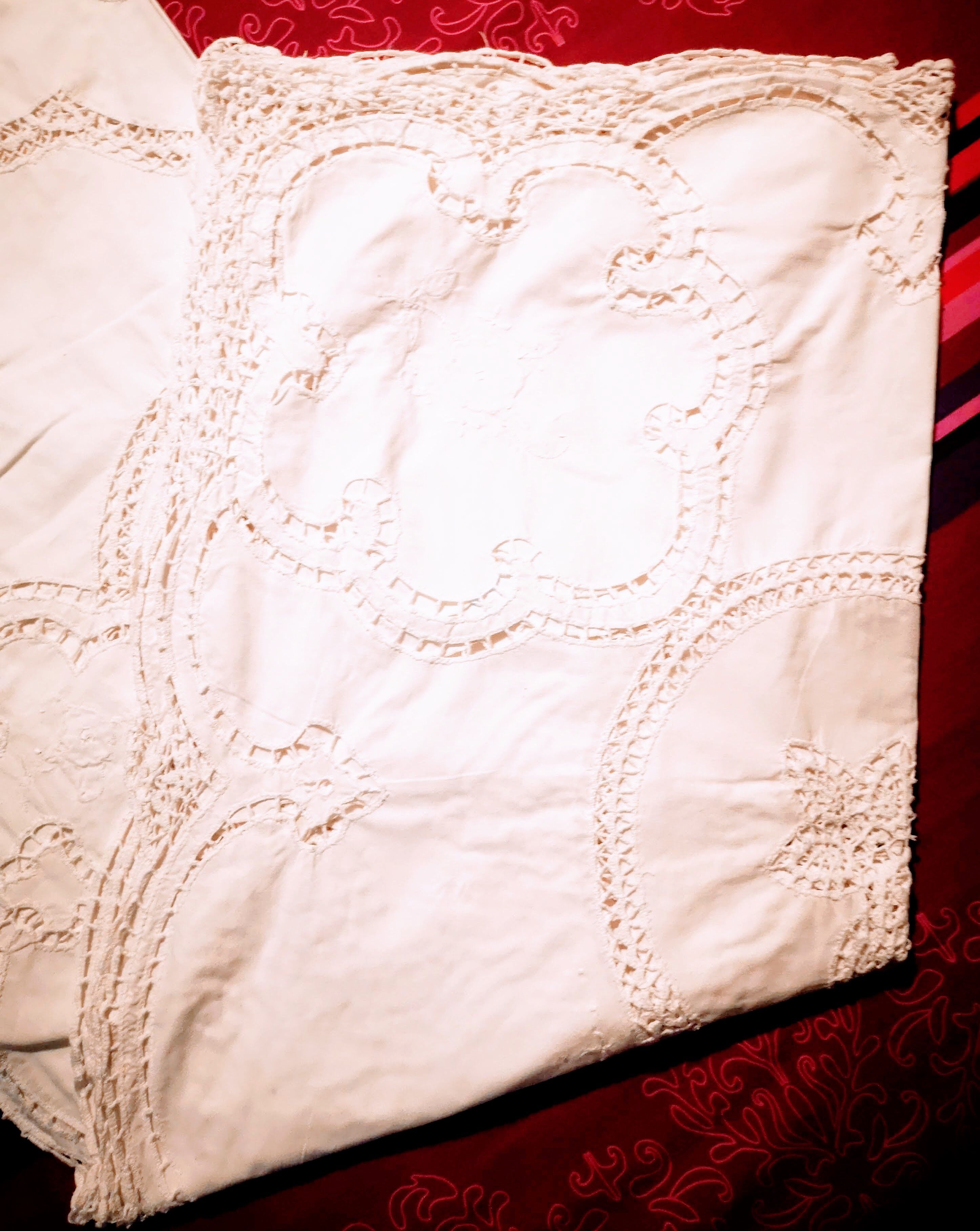 Old cotton tablecloth, lace and embroidery 160 x 240