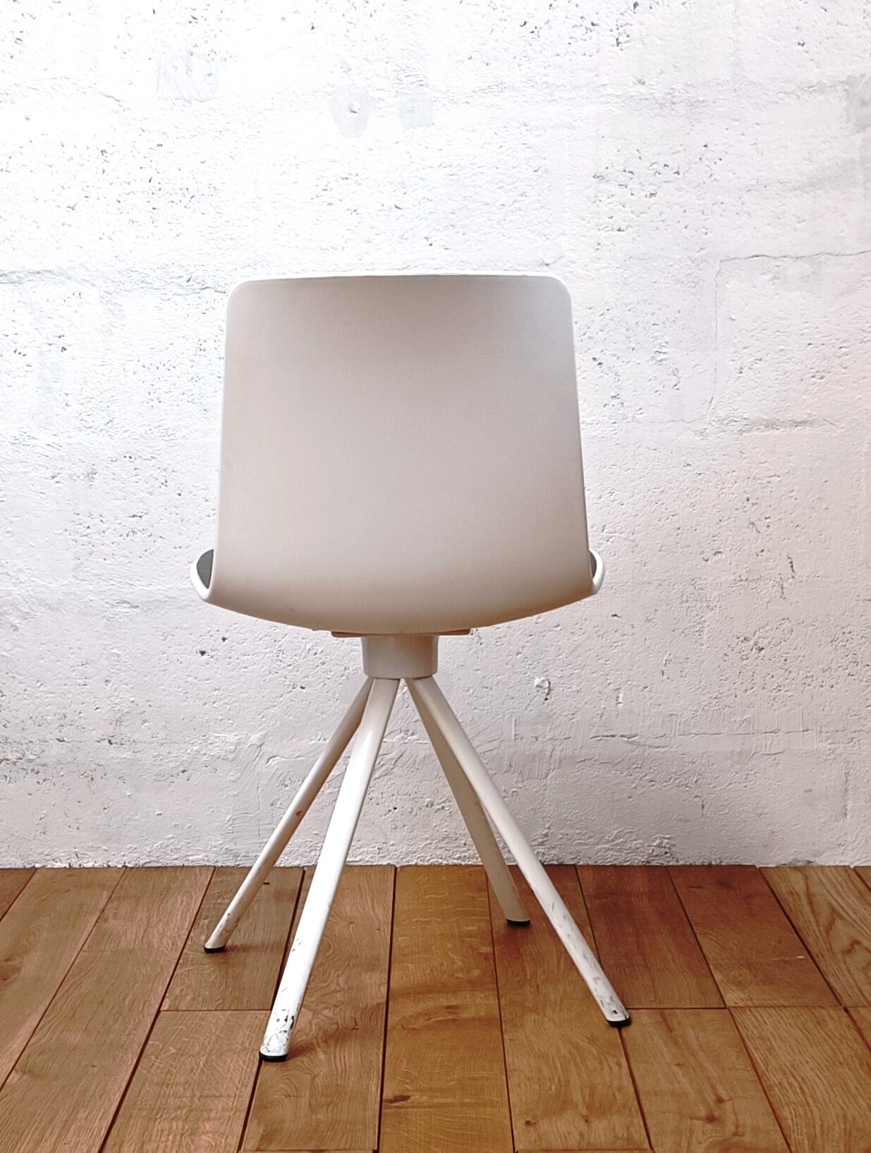 Chair Lottus Spin, Enea