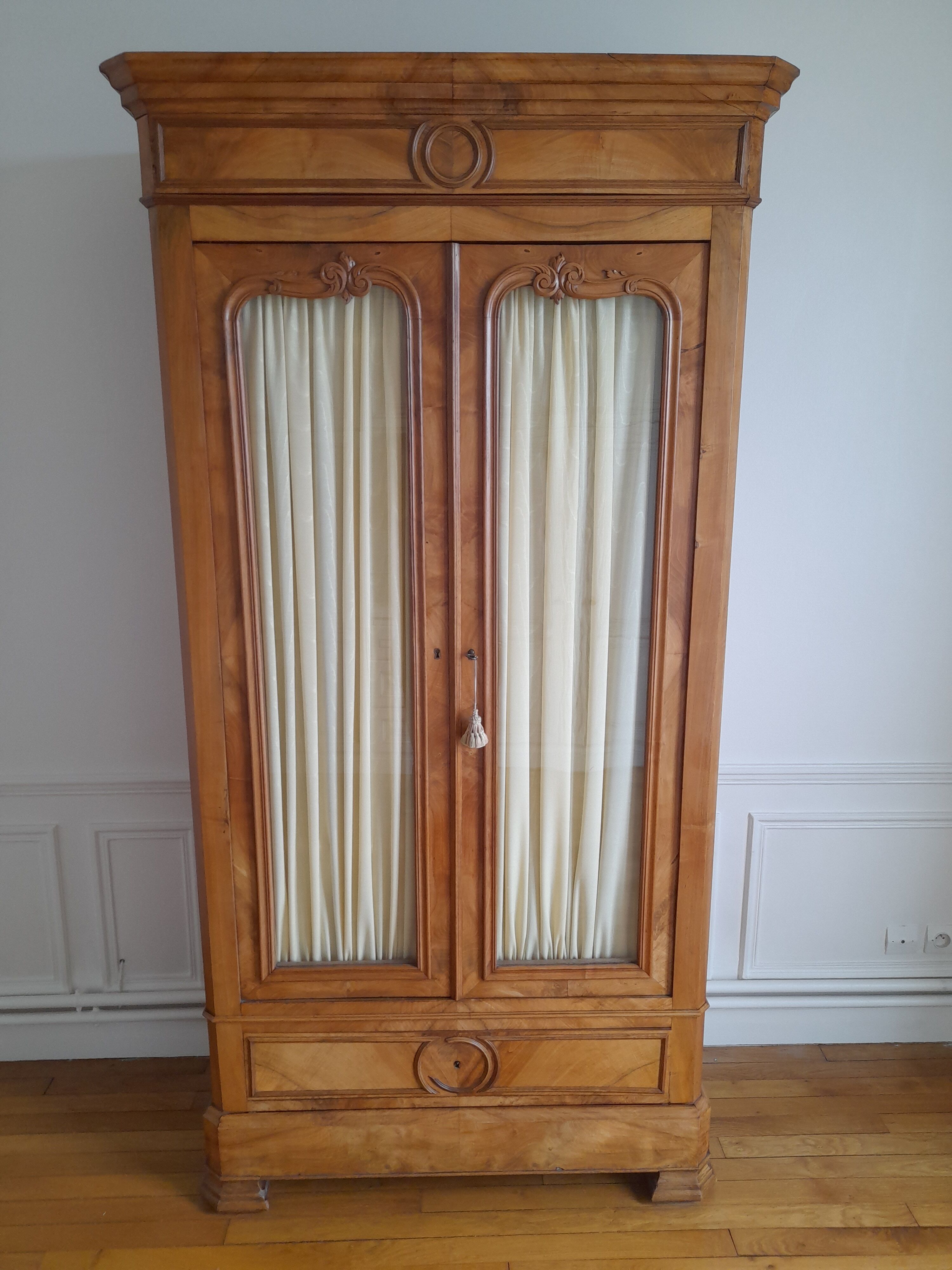 Showcase bookcase wardrobe in blond walnut