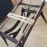 Crank dining table