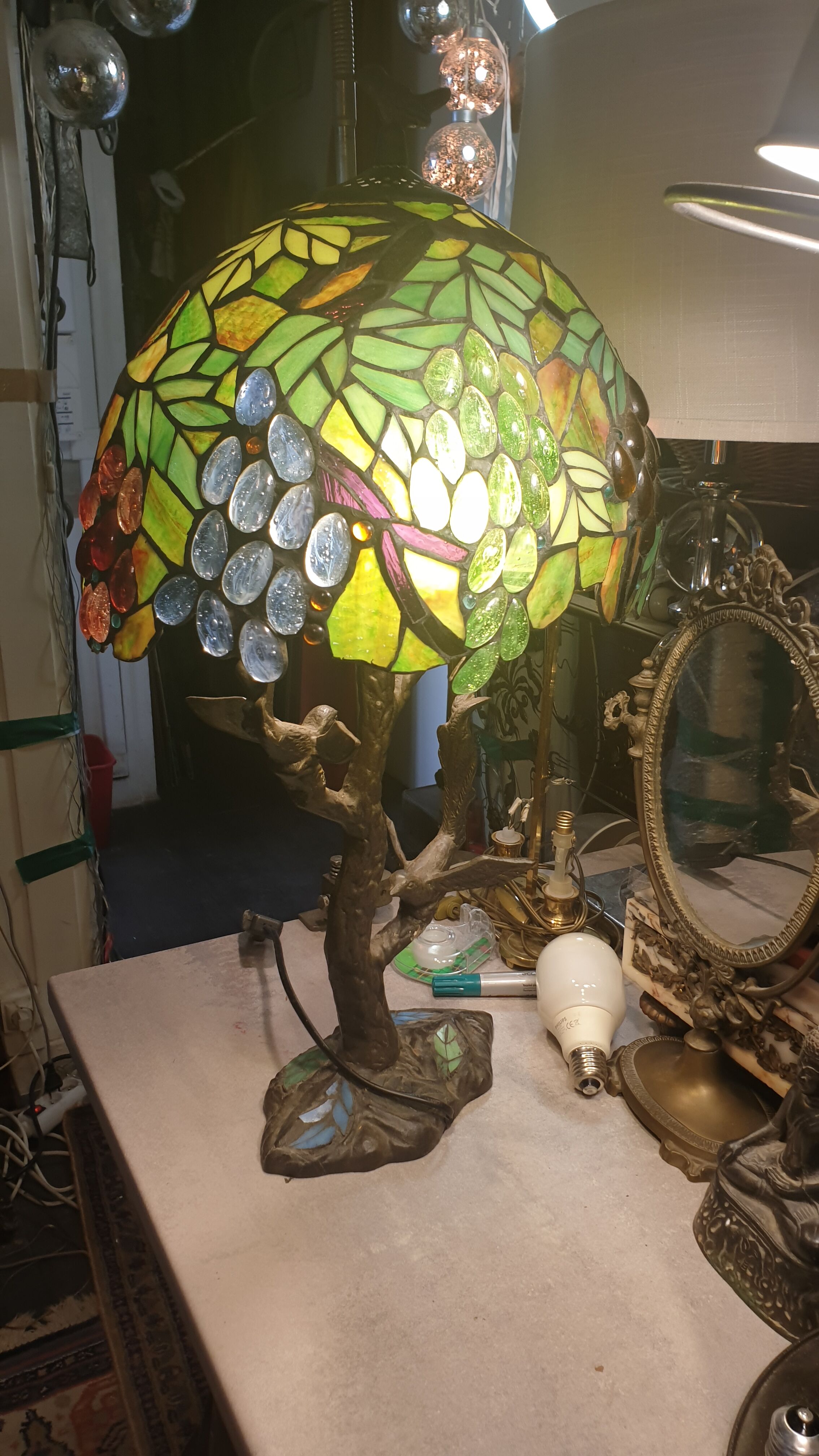 Stained glass lamp floral