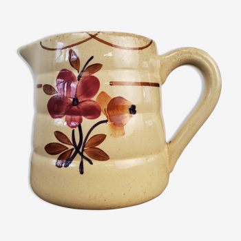 Flowered old pitcher - Gien's earthenware