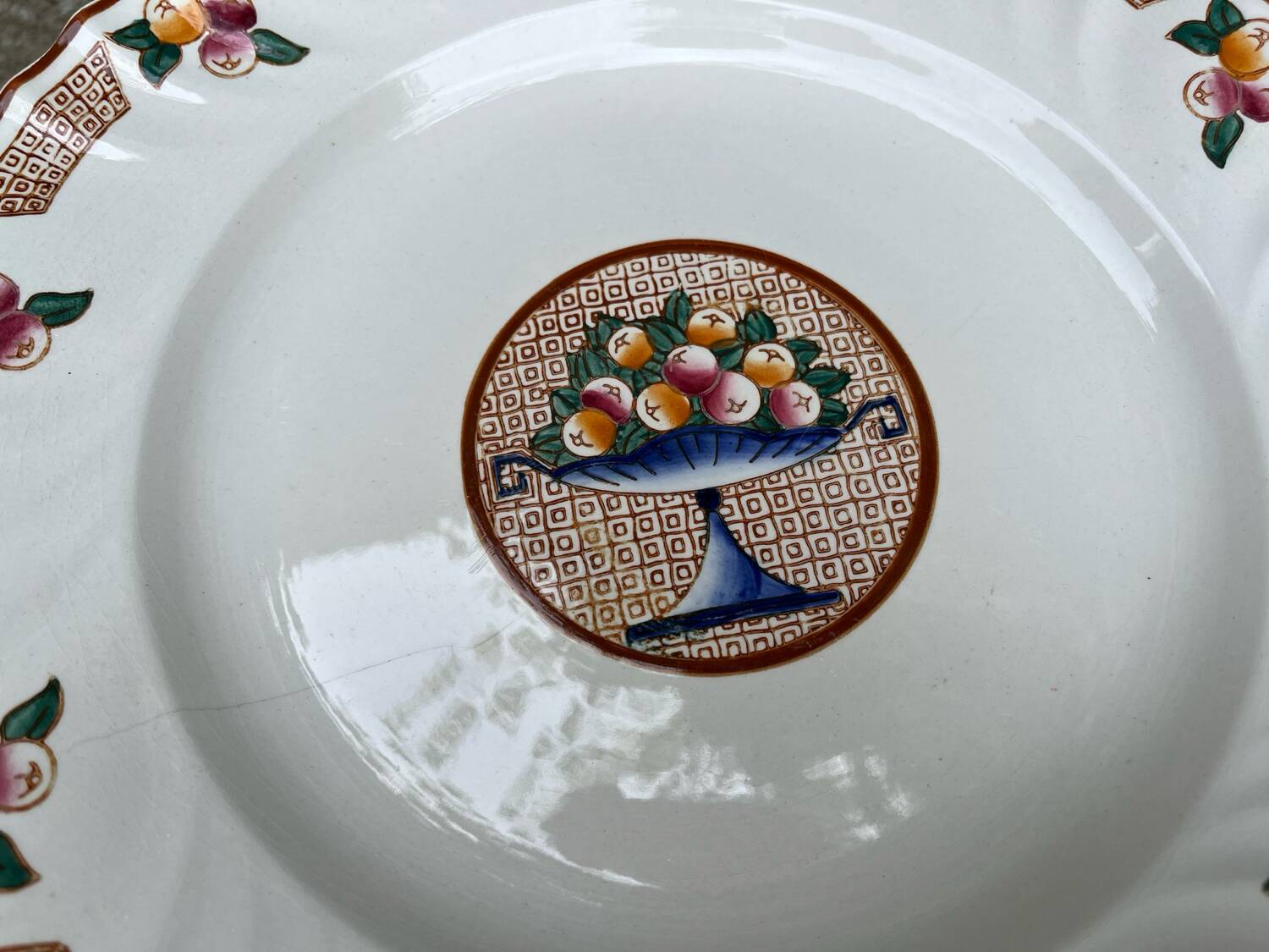 Plat et assiettes art deco, Longwy - décor Maurice