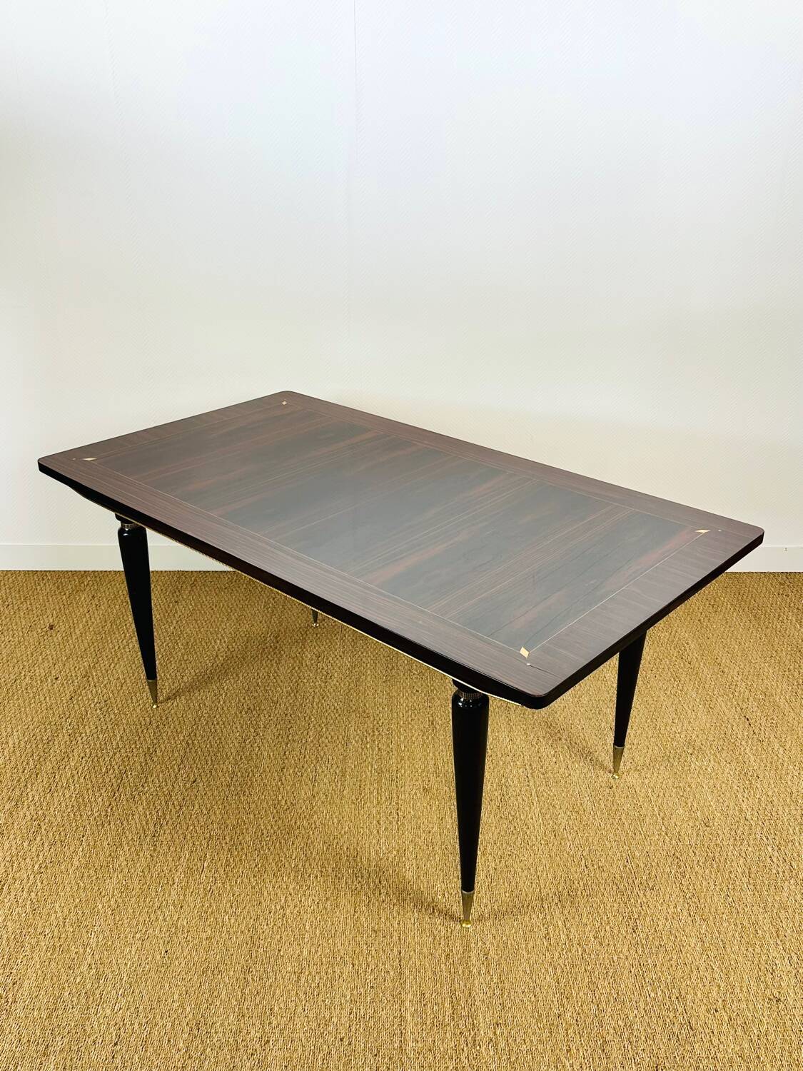 Table à manger Art déco en ébène de macassar, 1940