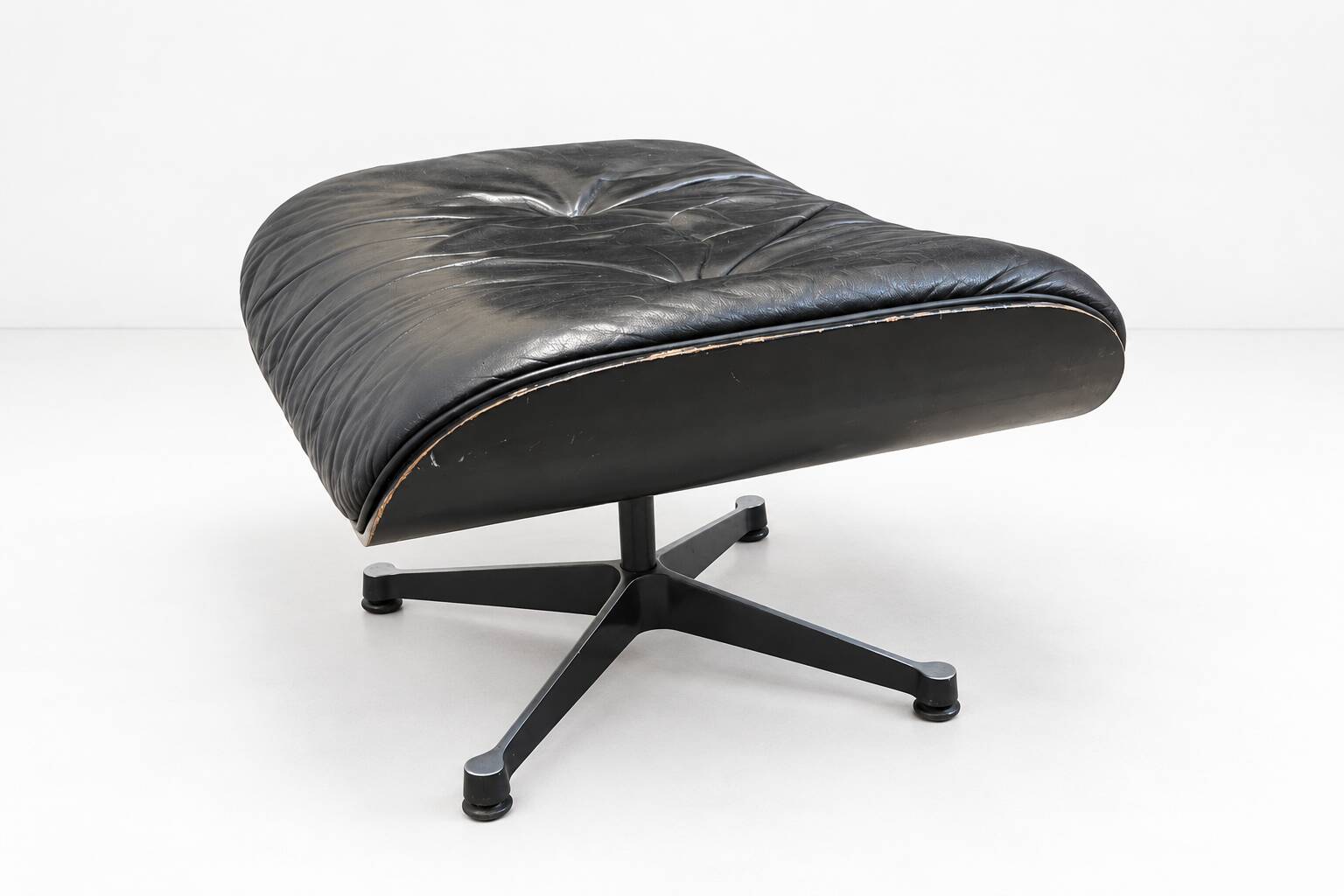 Charles Eames Lounge chair from Vitra