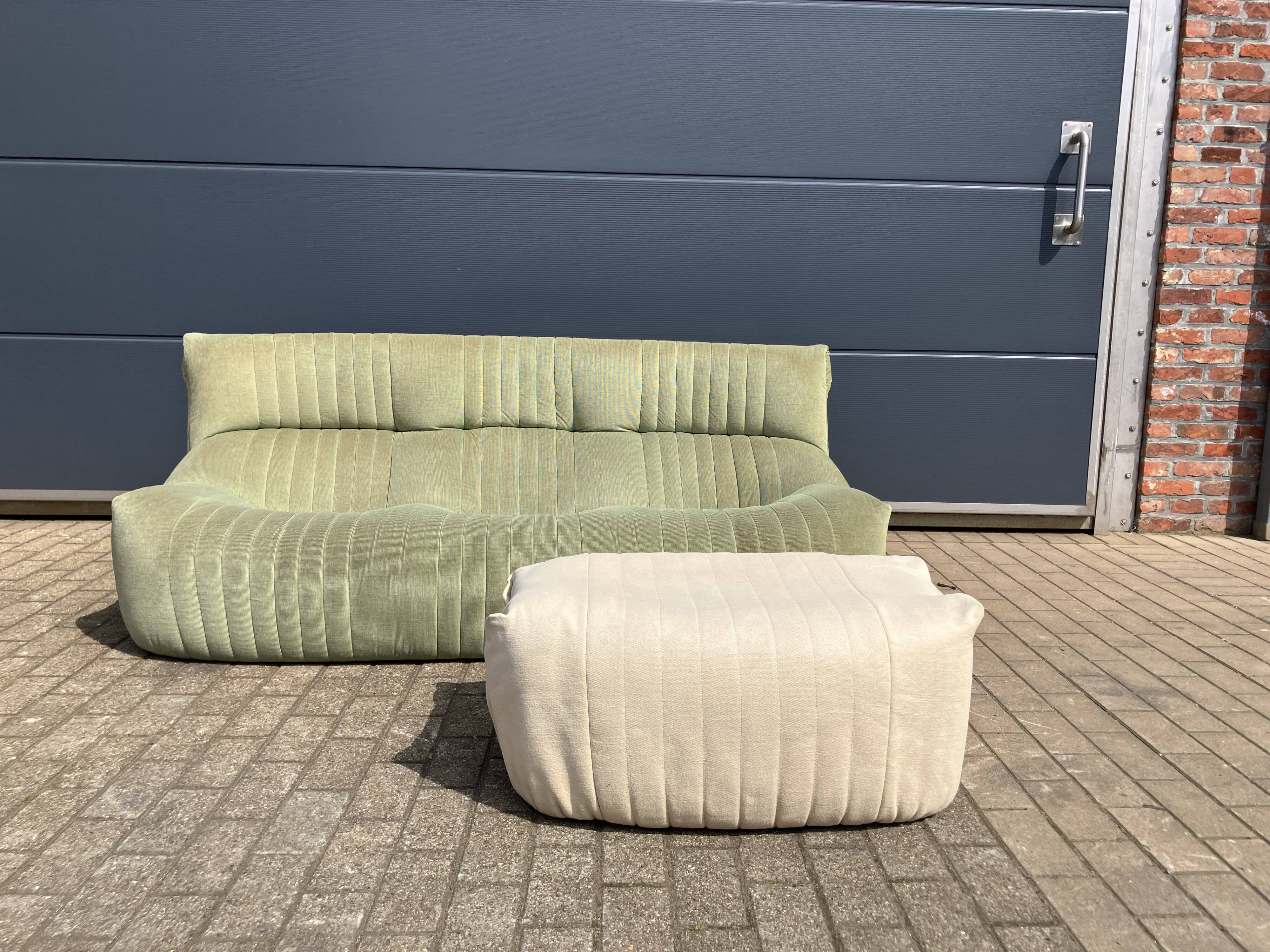 100% Original Ligne Roset Aralia by M. Ducaroy