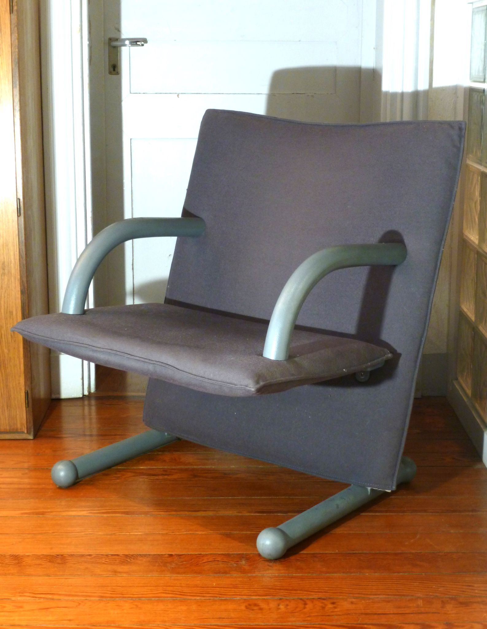 Fauteuil T line par Burkhard Voghterr pour Arflex, années 80