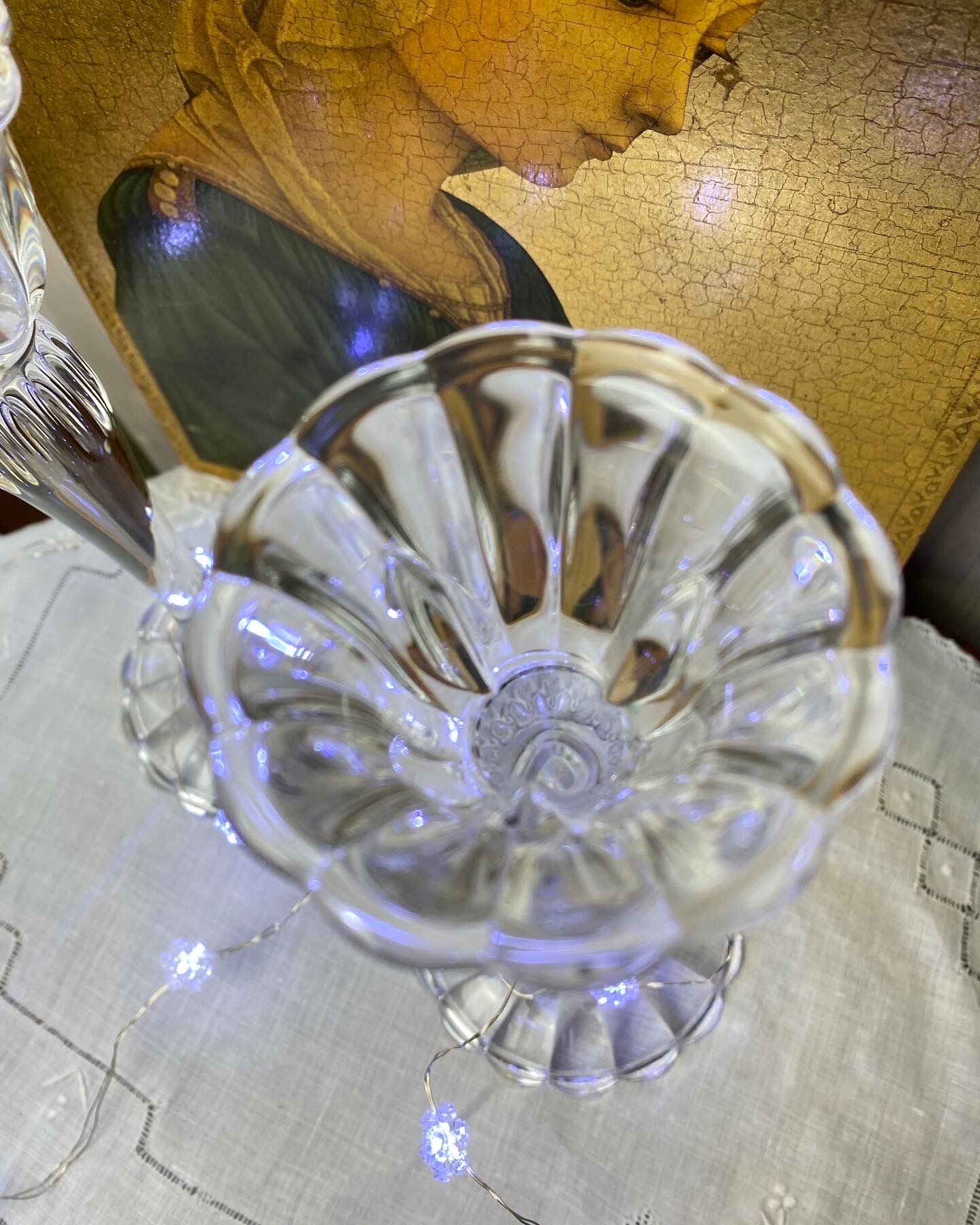 Duo de grands bougeoirs en cristal vintage