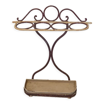 Wrought iron umbrella holder