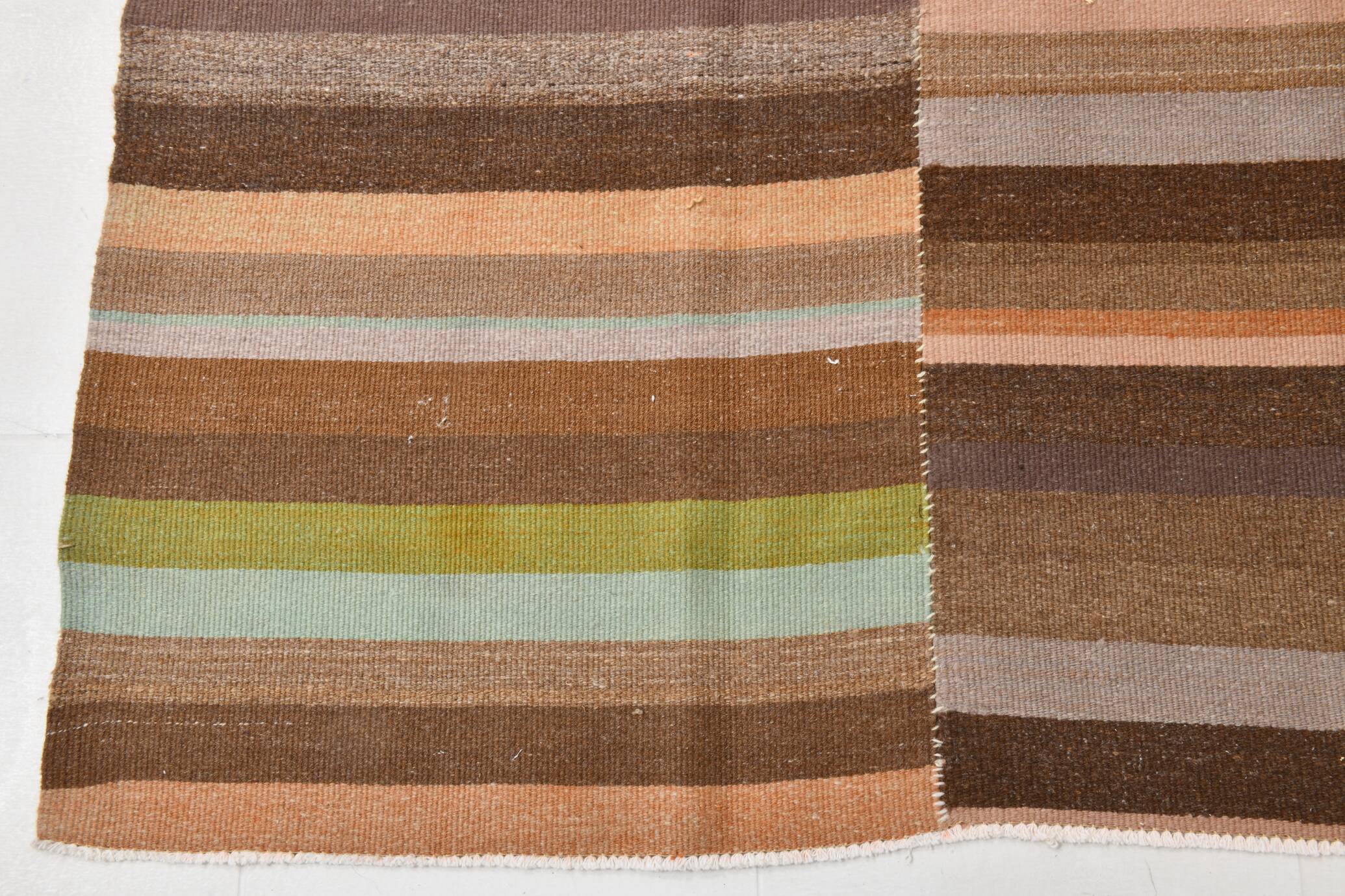 7x10 Soft Color Pastel Brown Vintage Rug, 210x291Cm SK 2356